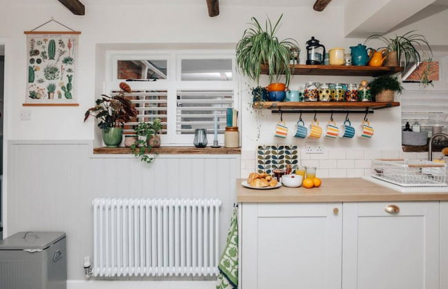 The Poppies - From 150 Per Night - Photo 12