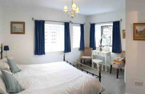 Bibury Riverside Cottage Grade II listed 6ppl - Foto 12