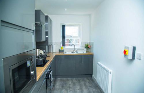 Bridge Court by Sterling Edge - Stylish 1-Bed Apartments with Balcony or Private Garden and Free Onsite Parking - Foto 77