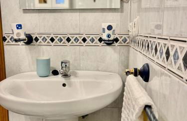 Apartamento, piscina y parking Granada Tico Medina - Foto 14