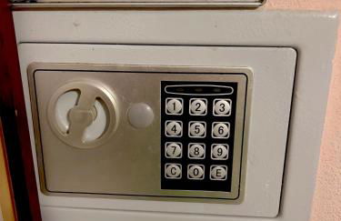 Dascio Lakefront with Private Garden and Parking - Foto 15