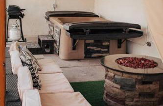 Casa Charleston-3BR-2Bath-Private HOT TUB-Pet Friendly-No Pet Fees! - Photo 6