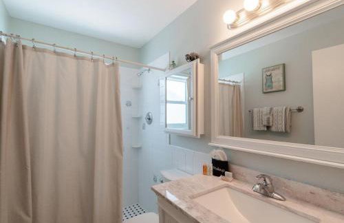 Tiki Time - Waterfront Pool Home, 65` Dock , Direct Ocean Access! - Foto 30