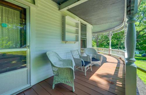 2-Acre Property Victorian Home in Brownville! - Foto 3