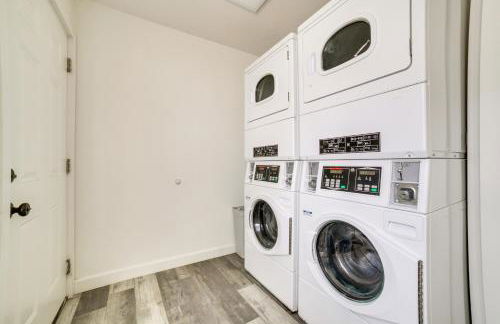 Updated Hawthorne Apartment, 12 Mi to Walker Lake! - Foto 24