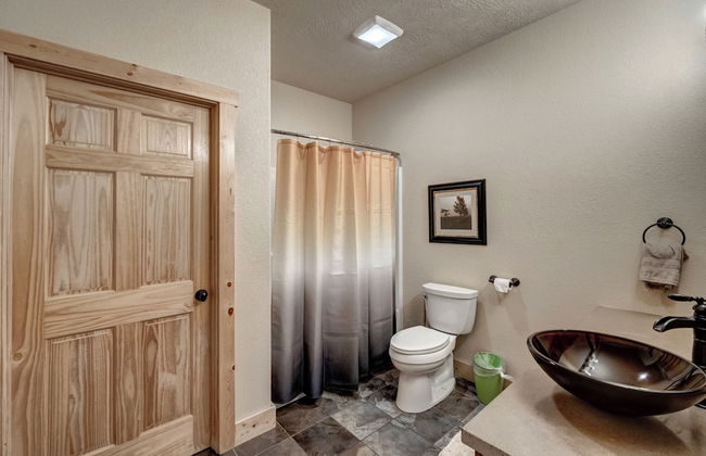 Holy Terror Chalet at Terry Peak - Foto 22