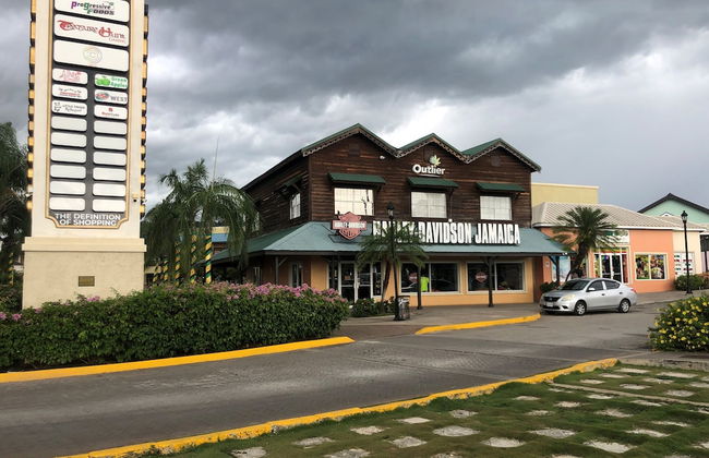 Holiday House at Villa Montego - Photo 44