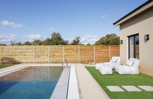 Carob Villas, an Eco-Friendly Hideaway - Photo 10