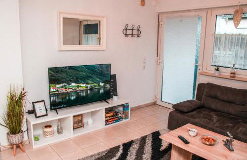 INDIVIDUAL APARTMENTS - Zentrale, ruhige Wohnung in Innenstadt - Küche, Parkplatz, Terrasse, SmartTV, Netflix - Foto 13