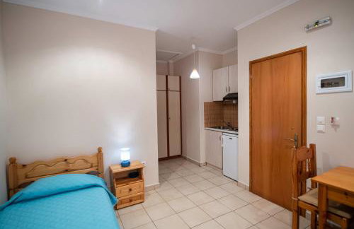 Irini Seaside Studios - Photo 9