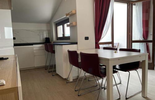 Kibilù - Brebbia Bilocale con Piscina Parcheggio vicinanze Lago Maggiore - Foto 6