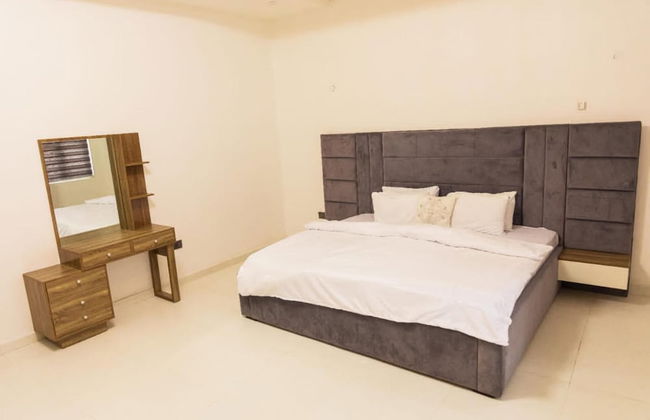 Immaculate 4-bed Apartment in Lekki - Photo 5