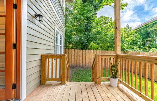 Downtown Retreat - Private Yard- Parking - Foto 29