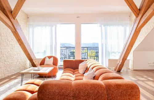 GreenTreeHomes - Penthouse Oak - Photo 2