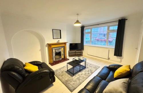 Rushden Home - Perfect for Contractors - Free Parking - Sleeps 5 - Garden - Netflix and HDR TV - Foto 39