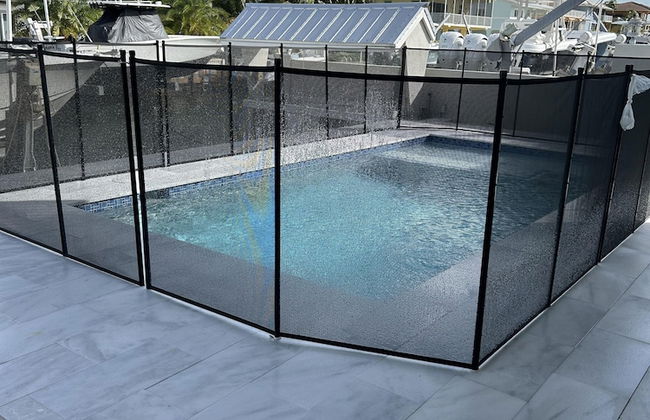 Beautiful Canal Front Home With Above Ground Pool, Dock And Fish Cleaning Station 4 Bedroom Home by RedAwning - Photo 19