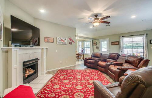 5 Mi to University of Oklahoma Home with Patio! - Photo 3