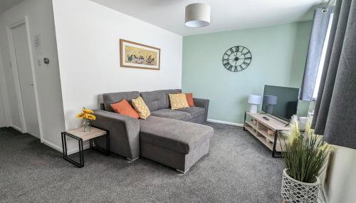 2BR-Gayton Apt-FREE Parking-Fully Equipped-Short, Mid term stays - Foto 1