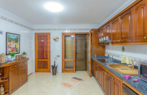 Fantastic Rural House with Pool and terrace - Foto 27