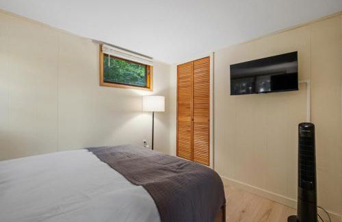 Intimate Cabin Private Dock - Photo 31