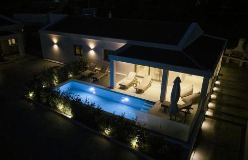 Villa Asimina, A Sensory Escape With Heated Pool by MindYourVilla - Foto 24