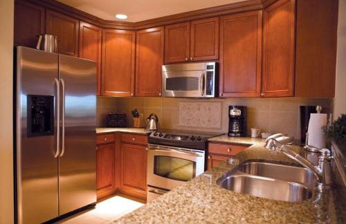 Great Family Friendly Resort 3BD condo onsite amenities golf, pools, lazy river and more - Foto 13