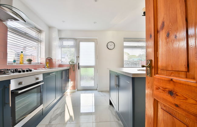 Spacious 3 Bedroom House in Barry - Foto 39