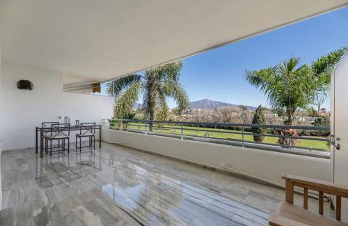 Stunning Duplex by the Golf & Terrace by the beach - Foto 41