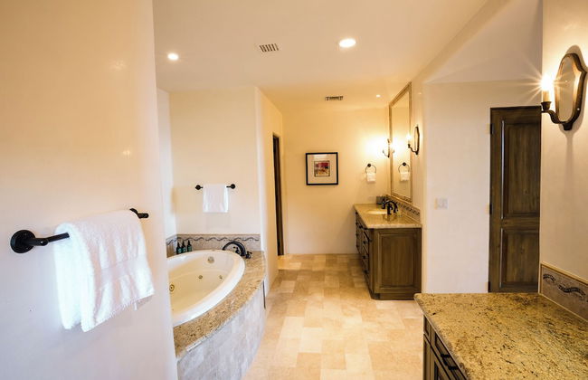 Hacienda Beach Club & Residences - Photo 52