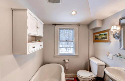 Beautiful Views, 1 Mi to Beach! Ipswich Cottage - Foto 12