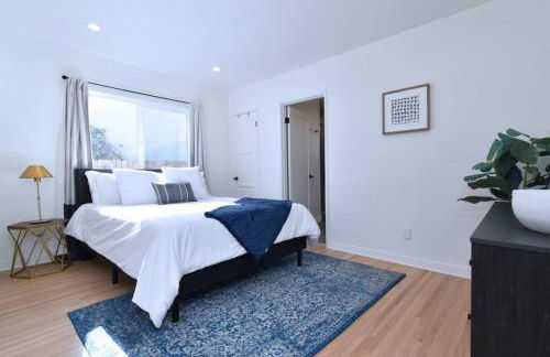 Beautiful 3 Bed Home with a Large Back Yard Outdoor Space - Foto 11