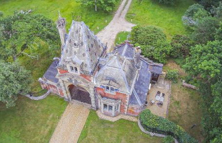 Historic 2 bed gatehouse in private parkland - Foto 18