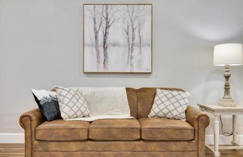 Sycamore Suite - Main Street Lodge in Berlin - Photo 4