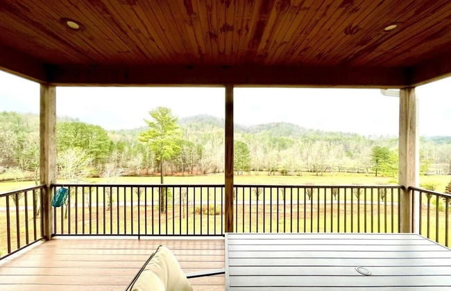 Peaceful family cabin near fishing with over 100 acres of mountain and field trails to explore! 2 Bedroom Cabin by RedAwning - Foto 14