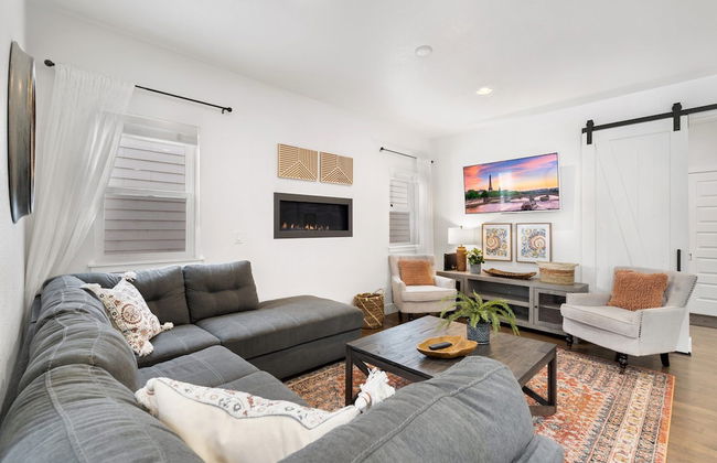 Steps From River & Old Town - Hot Tub & King Bd - Foto 19