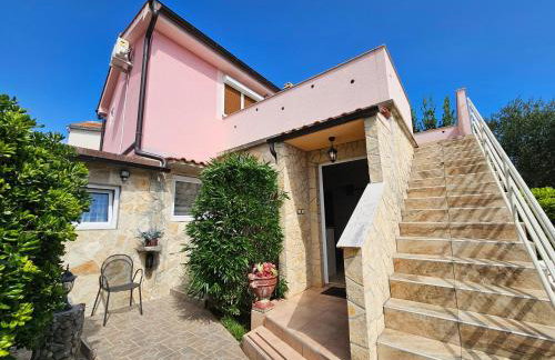 Villa Kate, with a private swimming pool and garden - Foto 40