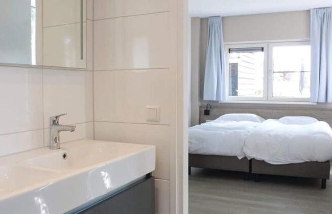 Atmospheric Villa With Nice Garden, in a Holiday Park at the Water in Friesland - Foto 21