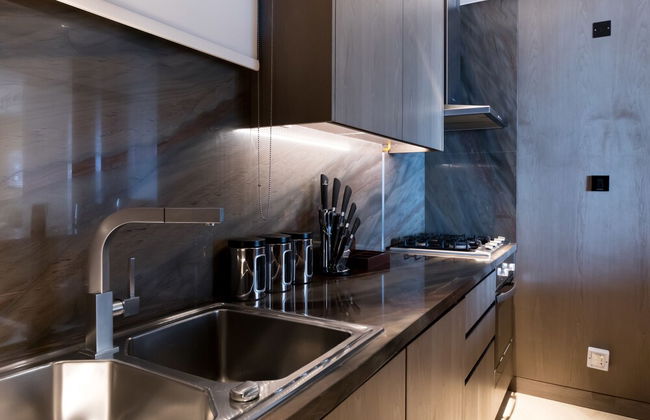 Maison Privee - Luxury Sea View Apt in FIVE Resort on The Palm - Foto 12