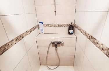 Gîte pour professionnels en déplacement - CENTRE VILLE - Parking gratuit - Foto 11