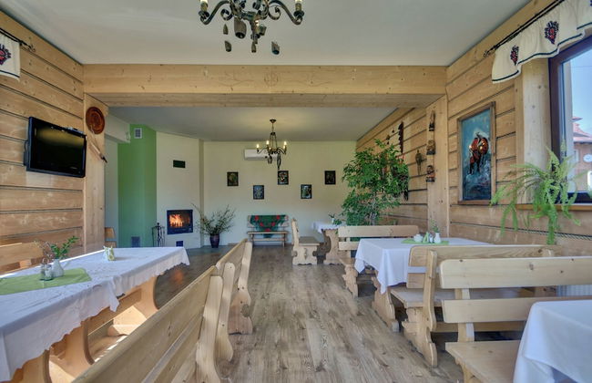 Willa Serafin - Photo 64