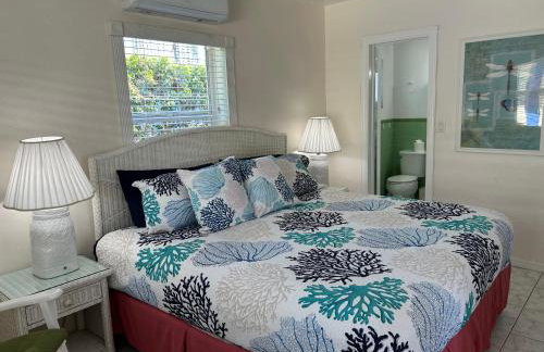 Bahama Beach Club Pompano - Fort Lauderdale - Charming and Cozy Studios & Apartments close to Beach with heated Pool - Photo 159