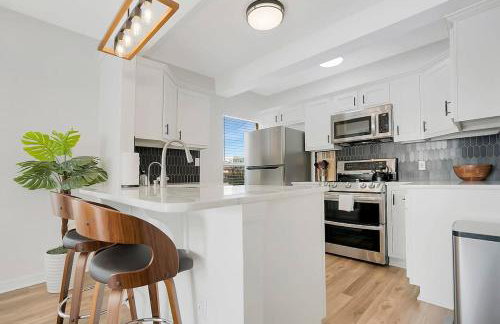 Park It At the Butterfield Garage, Historic Pre-Prohibition Style Apt in the Heart of Downtown - Foto 6