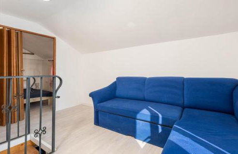 1 Bedroom Beautiful Home In Jurdani - Foto 20