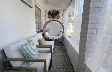 MODERN - Mins to Beach - Walk to Downtown - Free parking - Foto 5