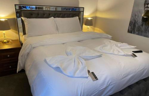 MODERN 4 BEDROOM HOUSE WITH GARDEN & PARKING - Foto 19