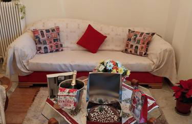 Cozy & Bright Home - 50m from metro station Άg Antonios - Photo 15