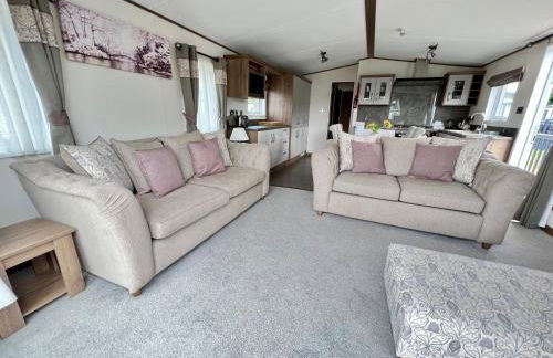 Honeysuckle Hot Tub Lodge - Foto 2