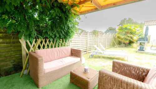 Très agréable villa avec barbecue - Foto 2, Garden