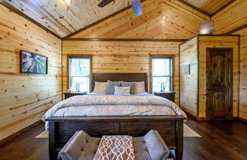 Just the Two of Us RIVER FRONT Luxury Cabin - Foto 35