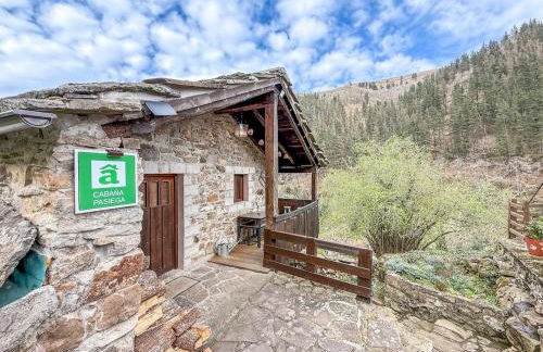 Cabaña La Gurueba, frente rio y cascada - Foto 22